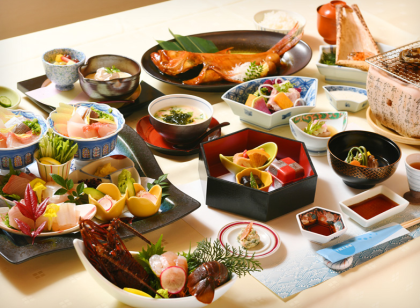 【下田大和館】ダイニングスタッフ(午前のみ)