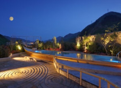 通年通して稼働が高く、稼げる勤務地です!Wi-Fi完備の個室寮あり、各部屋にトイレ・風呂付も魅力💛