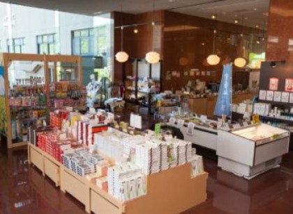 友人同士・カップル応募OK👍エンゼルグランディア館内でコンビニ・売店スタッフのお仕事♪時給1,250円✨