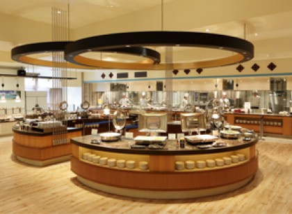 【即日募集】スパリゾートハワイアンズでリゾートバイト☆レストランホールサービスのお仕事♪