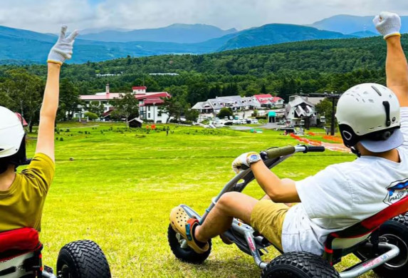 夏休みを利用して働きませんか【長野・白樺高原ホテル】体験アクティビティ運営スタッフ／未経験歓迎［紹介契約案件・直雇用］