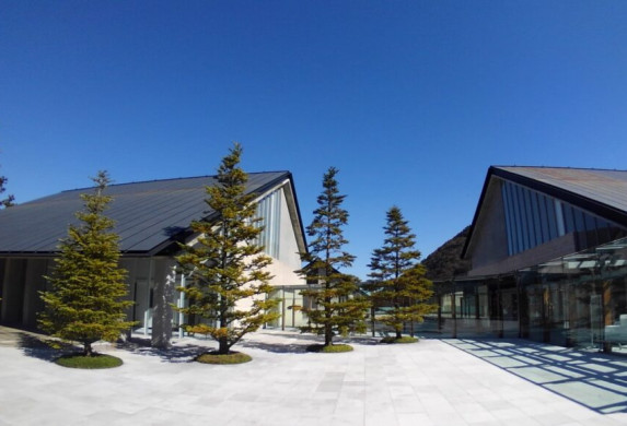即日～勤務可能です。　【箱根、洗い場のお仕事】寮環境、現場環境と人間関係の良さが自慢の保養所でのお仕事です。
